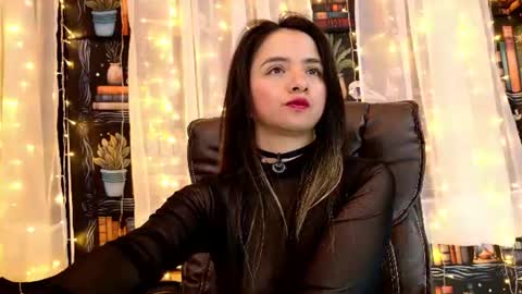 Julietta Jackson online show from 17, 6, 2026