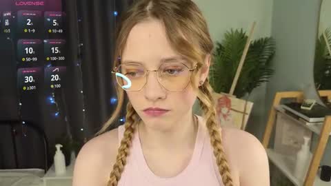 Mia online show from 7, 1, 2026