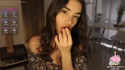 Snapshot of juliette_dee chatting on 1, 6, 2026 Juliette Dee online show from 1, 6, 2026