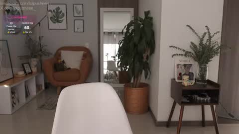 Snapshot of juliette_dee chatting on 12, 6, 2026 Juliette Dee online show from 12, 6, 2026