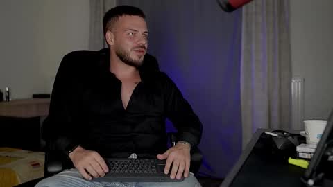 Snapshot of juliusmasters chatting on 23, 9, 2025 JULiUS online show from 23, 9, 2025