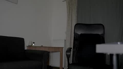 Snapshot of juliusmasters chatting on 5, 10, 2025 JULiUS online show from 5, 10, 2025