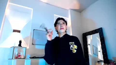 Snapshot of jullian_ricci chatting on 25, 6, 2026 jullian online show from 25, 6, 2026