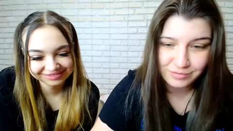 Snapshot of jullymood chatting on 7, 2, 2026 DoubleCherry online show from 7, 2, 2026