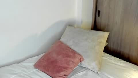 july_correa online show from 24, 6, 2026