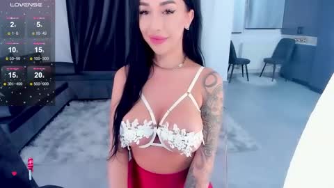julya online show from 13, 12, 2024