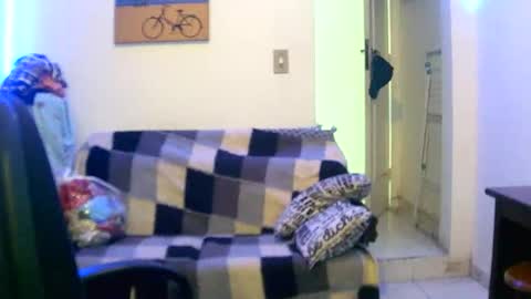 Mia online show from 12, 10, 2025