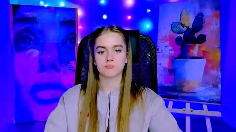 junewoods online show from 5, 3, 2026