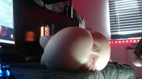 Snapshot of juniorhugebbc chatting on 16, 11, 2025 Jah long online show from 16, 11, 2025