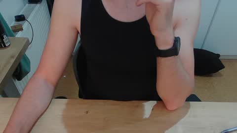 junk2711 online show from 22, 5, 2026