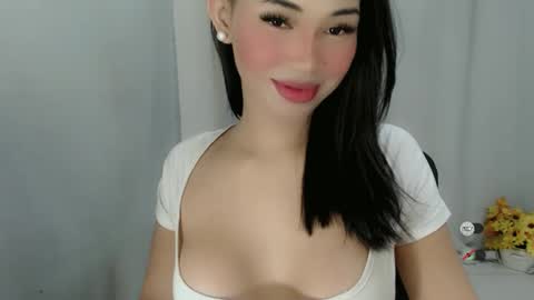 Snapshot of juny_lanyy chatting on 4, 2, 2026 Julia online show from 4, 2, 2026