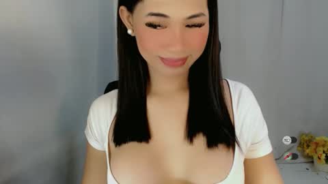 Snapshot of juny_lanyy chatting on 25, 2, 2026 Julia online show from 25, 2, 2026