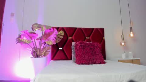 Jupiter Fox online show from 30, 1, 2025