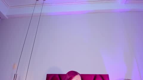 Jupiter Fox online show from 7, 3, 2025