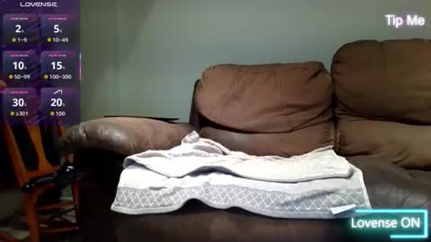 jus4u44 online show from 9, 3, 2026