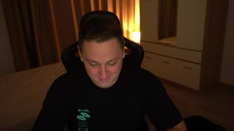 Snapshot of just_top chatting on 30, 9, 2025 David online show from 30, 9, 2025