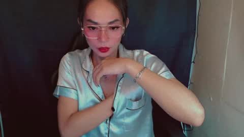 justhewayouare21 online show from 24, 7, 2026