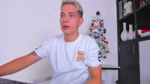 justin_biker online show from 5, 12, 2025