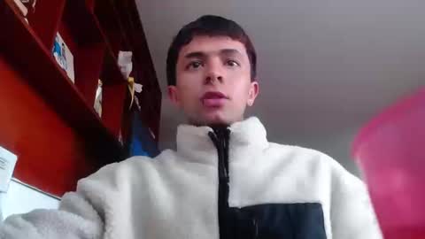 Justine online show from 12, 9, 2025