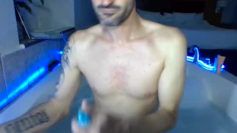 Snapshot of justing2324 chatting on 27, 10, 2025 Justin online show from 27, 10, 2025