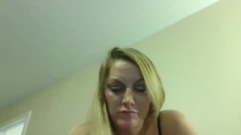 Snapshot of justjucijustice chatting on 16, 11, 2025 JustJuiciJustice online show from 16, 11, 2025