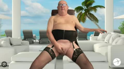 Snapshot of justlookingforfun68 chatting on 24, 6, 2026 justlookingforfun68 online show from 24, 6, 2026