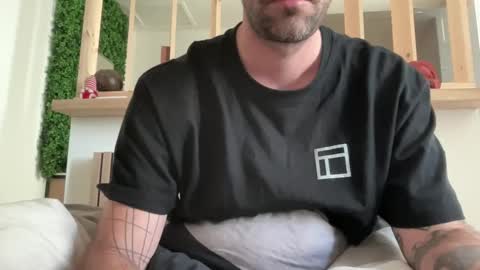 justmeandyou00 online show from 13, 2, 2025