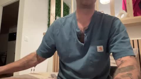 justmeandyou00 online show from 15, 2, 2025