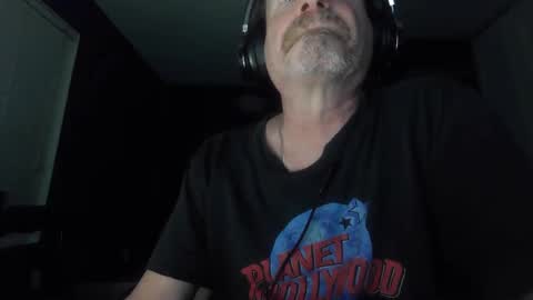 Snapshot of justmetool chatting on 5, 6, 2026 Tool online show from 5, 6, 2026