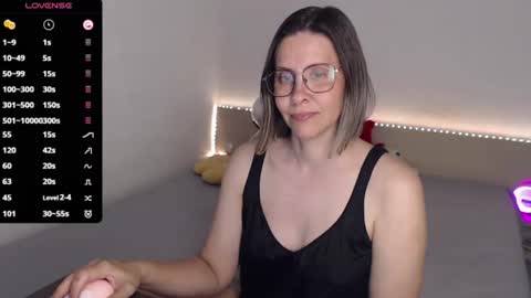 Snapshot of justmexy7 chatting on 19, 6, 2026 Julie online show from 19, 6, 2026