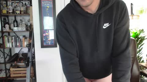 justwondering9 online show from 5, 4, 2026