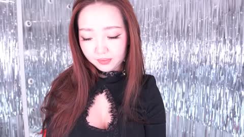 Snapshot of k_kimikooo chatting on 29, 11, 2025 Amely online show from 29, 11, 2025