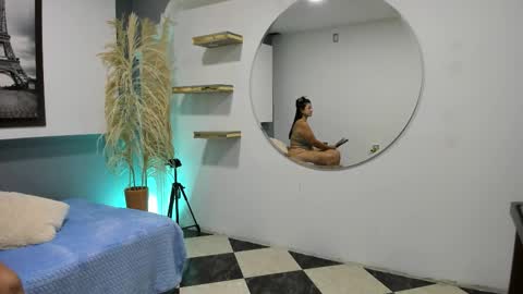 Snapshot of kagomme_h chatting on 20, 10, 2025 Antonella online show from 20, 10, 2025