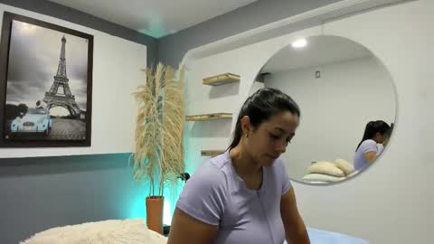 Snapshot of kagomme_h chatting on 22, 10, 2025 Antonella online show from 22, 10, 2025