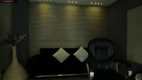 Kaia Ferreira online show from 9, 10, 2025