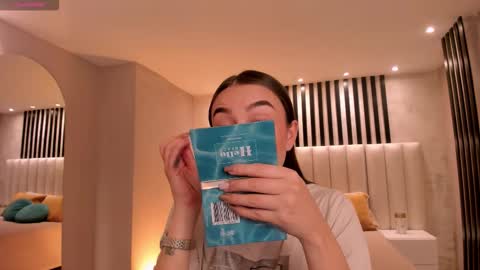 Kaia Ferreira online show from 24, 2, 2026