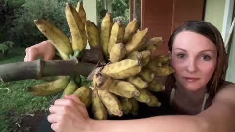 Snapshot of kaileeshy chatting on 8, 2, 2025 Kailee Smile online show from 8, 2, 2025