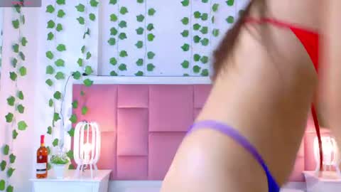 Snapshot of kaily_sweet1 chatting on 19, 6, 2026 kelly online show from 19, 6, 2026