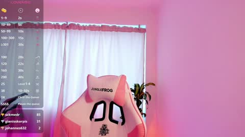 Snapshot of kali_ka chatting on 8, 2, 2025 Kali Ka Please help me with your thumbs up its important dont forget my birthday on October 26 online show from 8, 2, 2025
