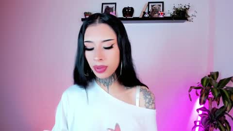 Snapshot of kali_ka chatting on 24, 9, 2025 Kali Ka Please help me with your thumbs up its important dont forget my birthday on October 26 online show from 24, 9, 2025