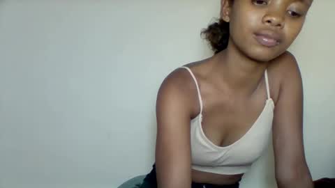 kamillah69 online show from 13, 1, 2026