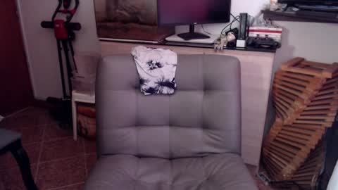 Kamila online show from 10, 9, 2025