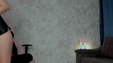 Emma online show from 9, 1, 2025