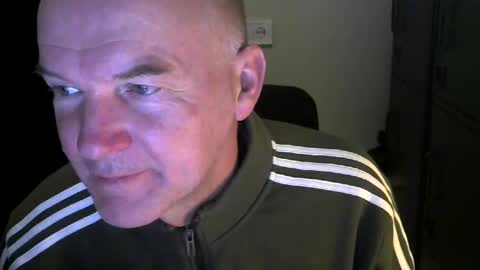 Robbie online show from 15, 12, 2024