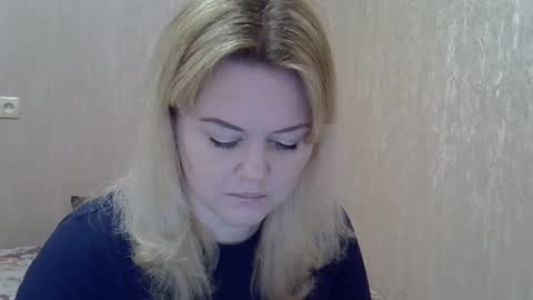 karennelsonx online show from 28, 2, 2025