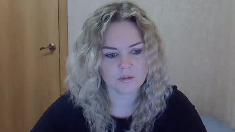 karennelsonx online show from 27, 11, 2025