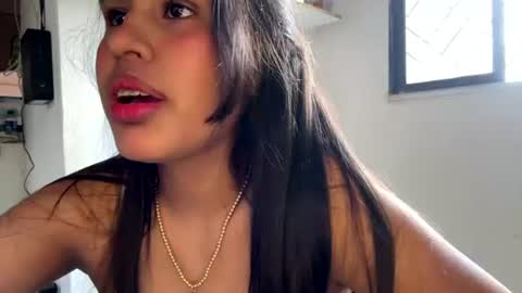 kariina candy and fox online show from 17, 6, 2026