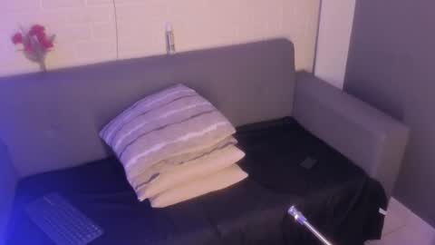 Kari online show from 12, 9, 2025