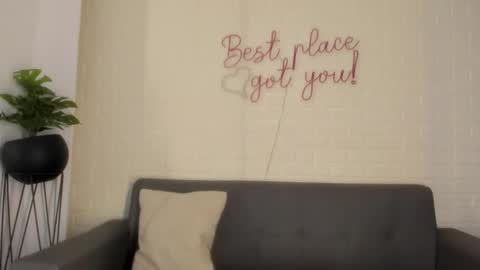 Snapshot of karina_gomez_18 chatting on 2, 2, 2026 Kari online show from 2, 2, 2026