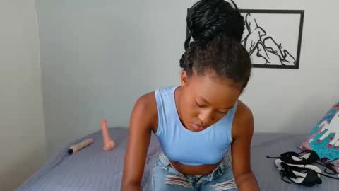 karina_lopez7 online show from 7, 1, 2026